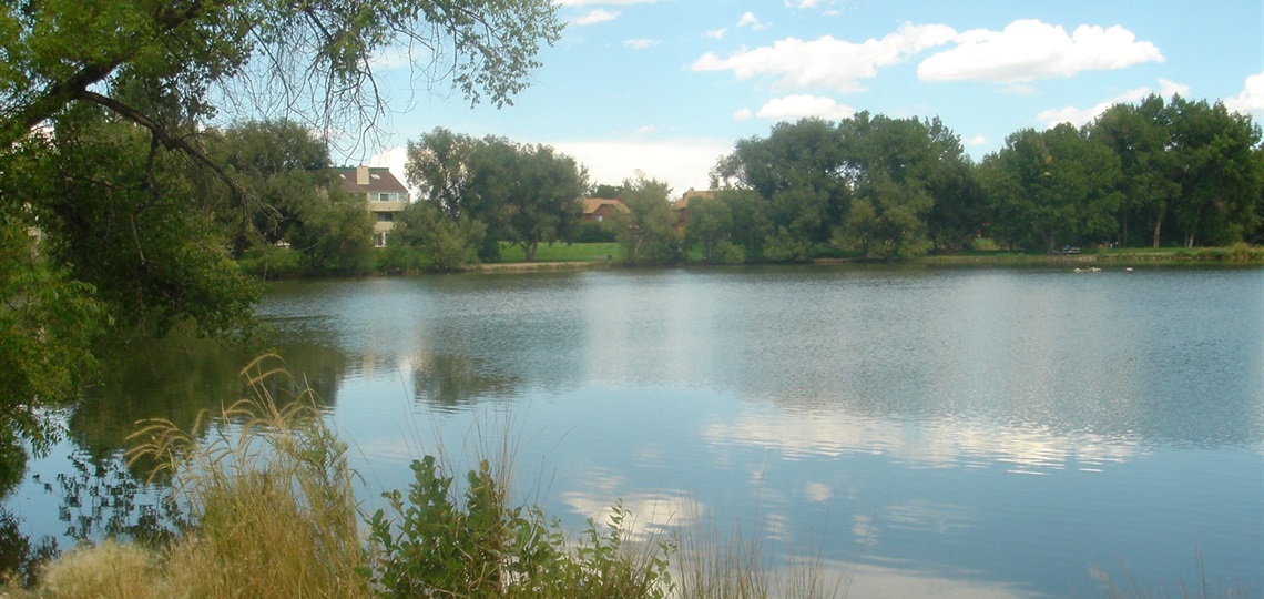 Cottonwood Park lake