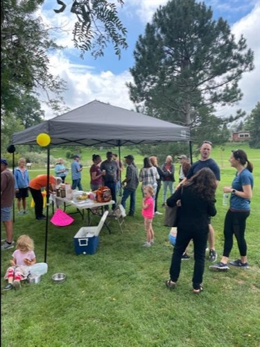 The Eiber Neighborhood Association hosted a gathering at Holbrook Park.